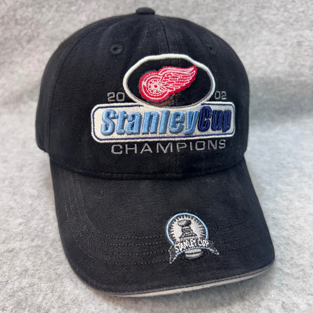 2002 Stanley Cup‎ Champions Mens Black New Era Detroit Red Wings Hat OSFA